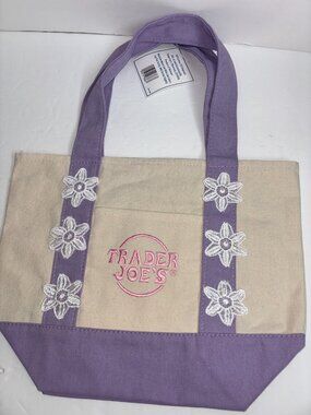 NEW Unique Designs Sewn on Embroidered Daisy Flower Trader Joes Mini Tote Purple